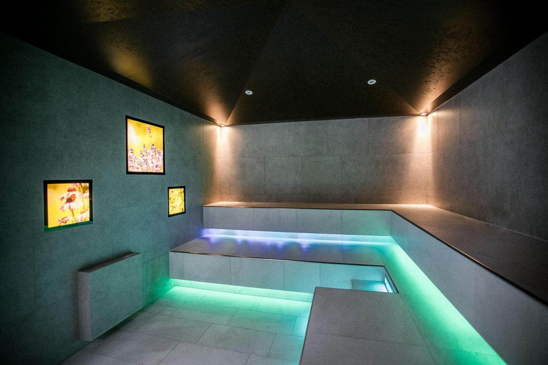 Heilthermen Resort Bad Waltersdorf Eksteriør billede